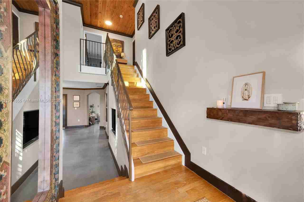 10845 Southwest 75th Street #10845 - Photo 3 of 28