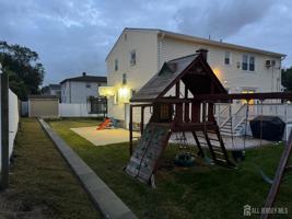 featured image of 18 Eulner Street #1