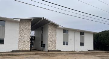 featured image of 1601 E Grand Ave