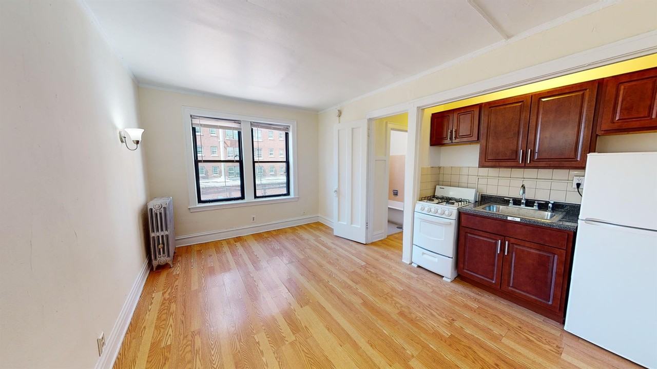 941 W. Agatite - Photo 4 of 11