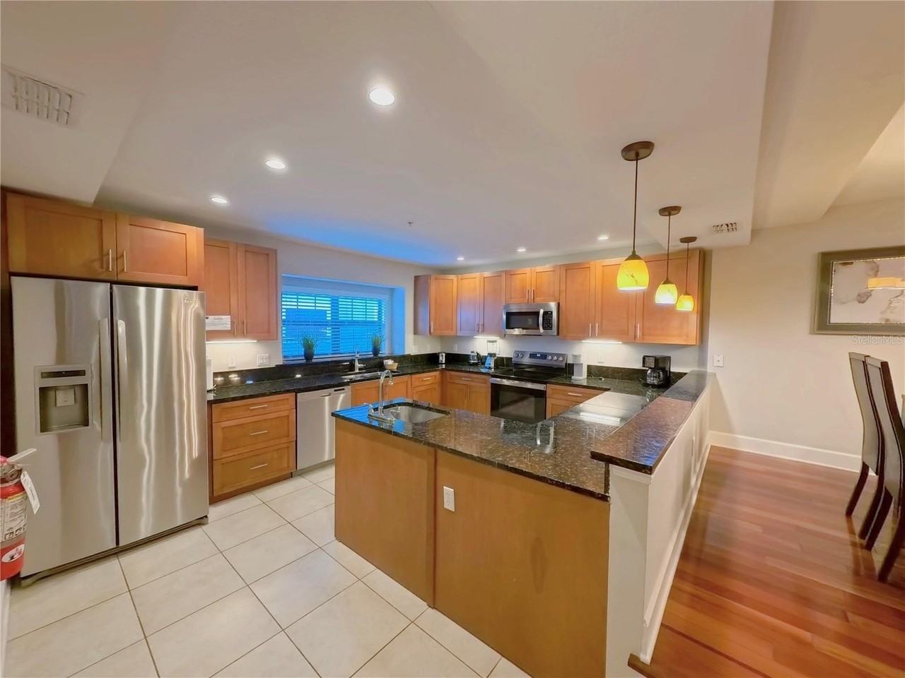 14525 Damai Ln - Photo 3 of 30