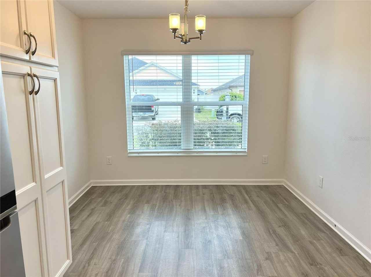 618 Nielsen Pl - Photo 4 of 24