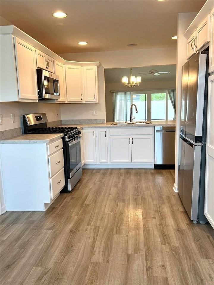 618 Nielsen Pl - Photo 3 of 30