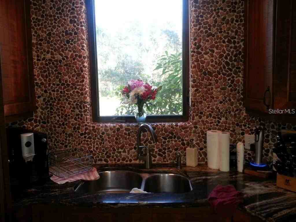 1953 Freedom Dr - Photo 7 of 50