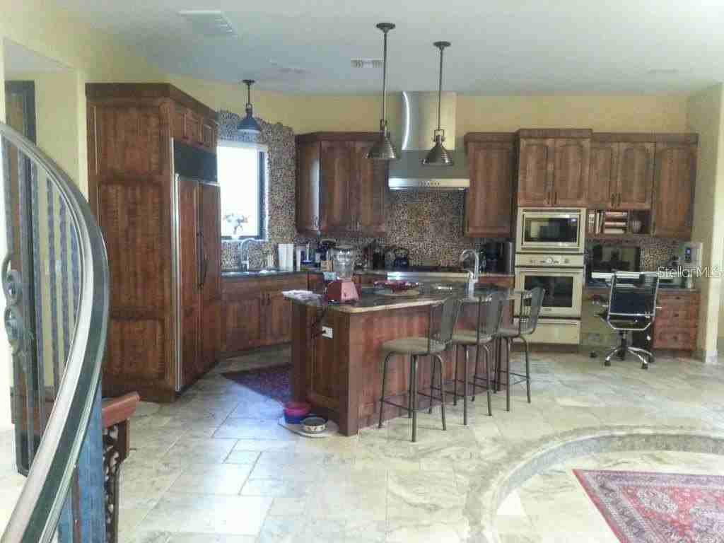 1953 Freedom Dr - Photo 4 of 50