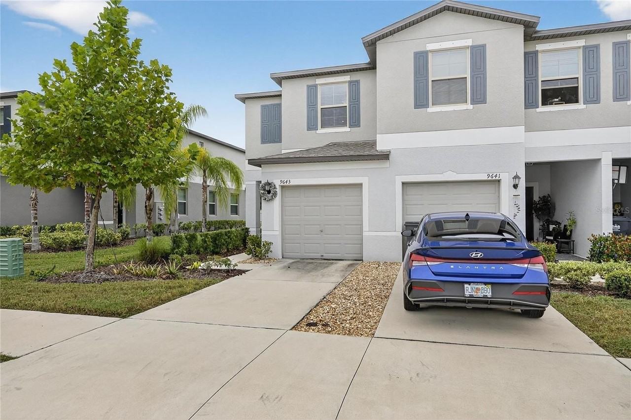 9643 Mulberry Marsh Ln - Photo 6 of 50