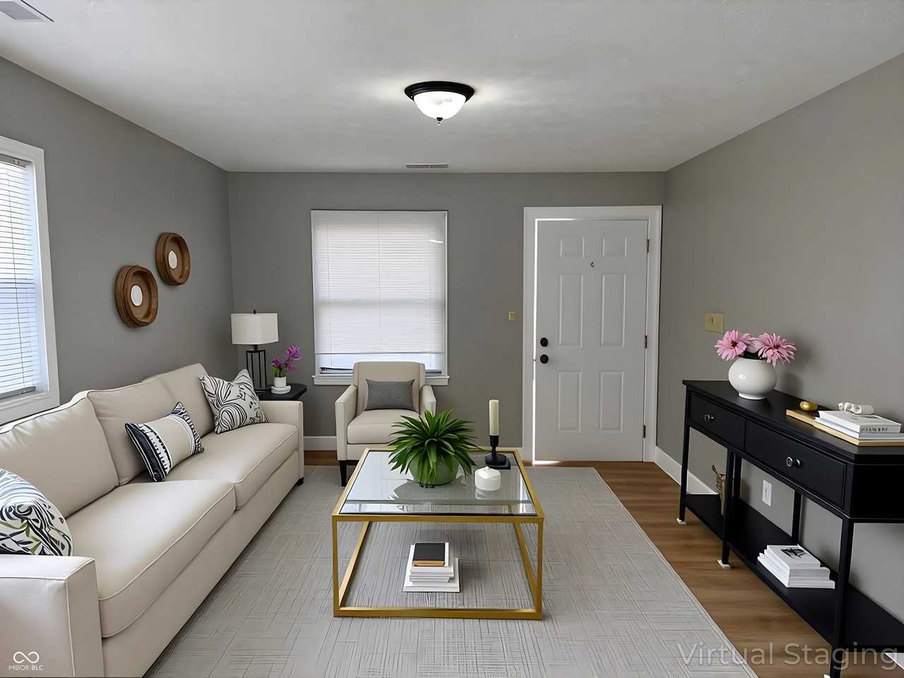 8231 East 50th Street - Photo 3 of 20