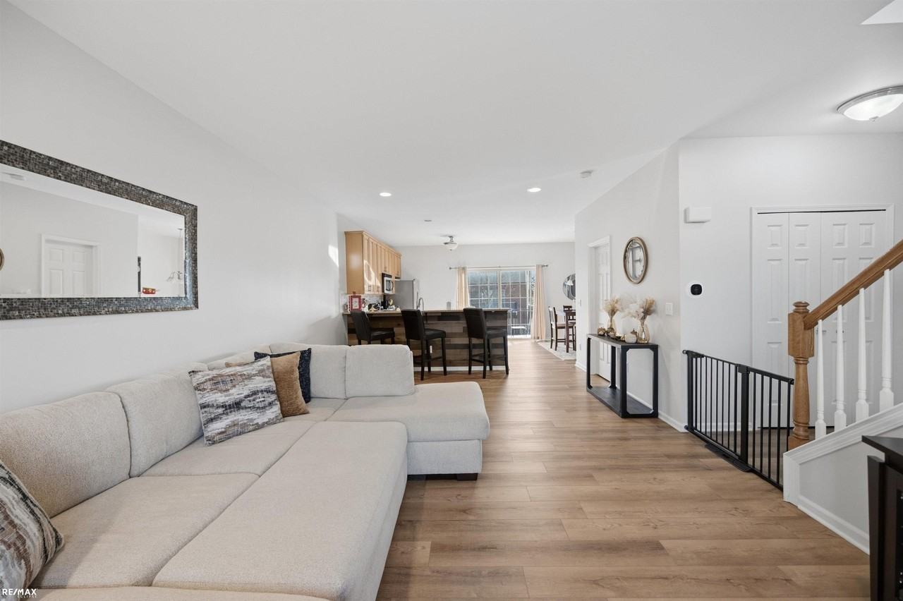 53094 Celtic Dr - Photo 4 of 26