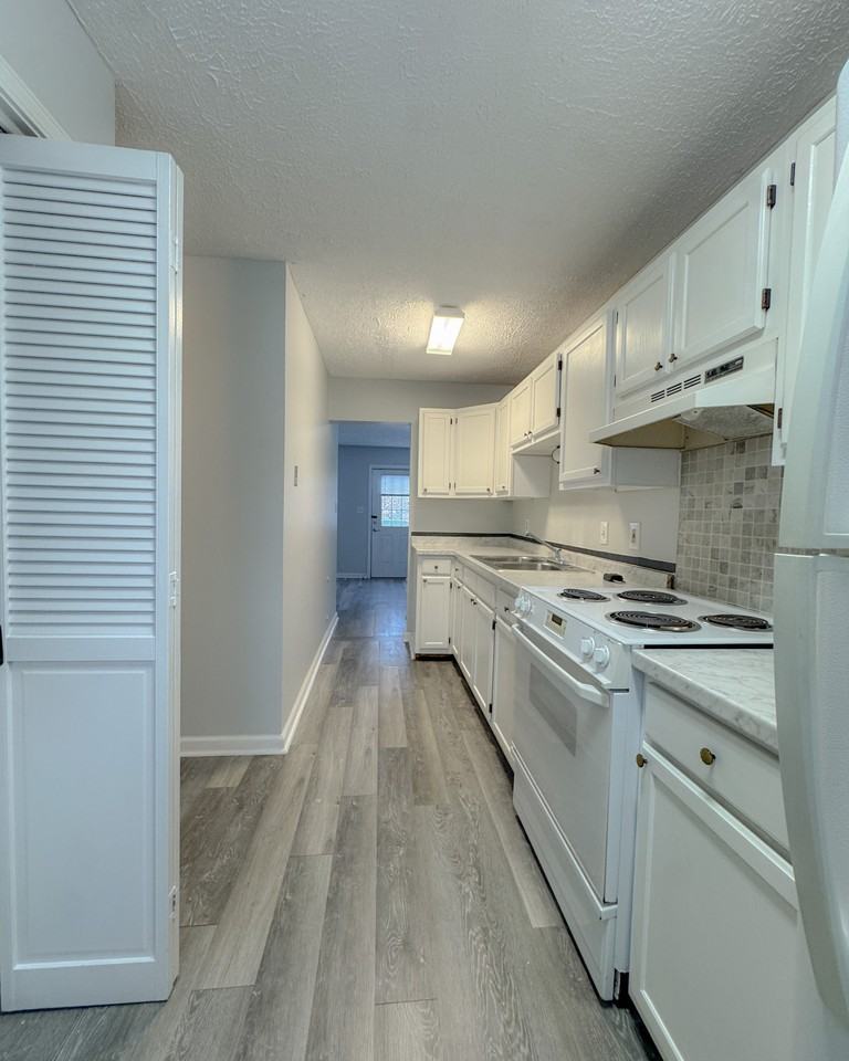 17 Weyland Drive - Photo 4 of 13