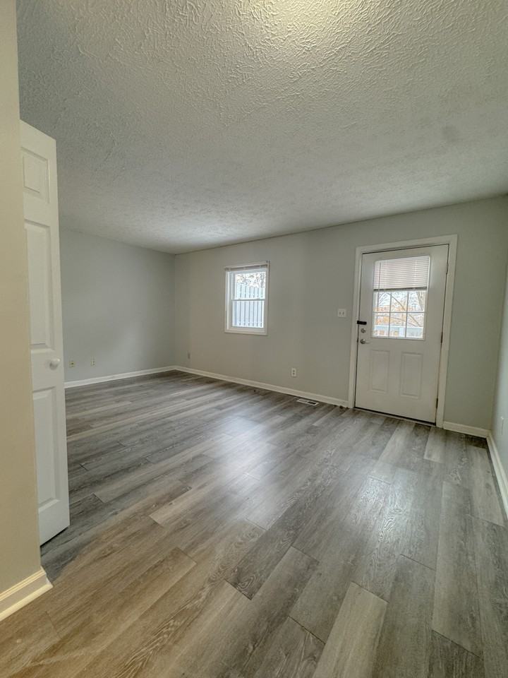 17 Weyland Drive - Photo 6 of 13