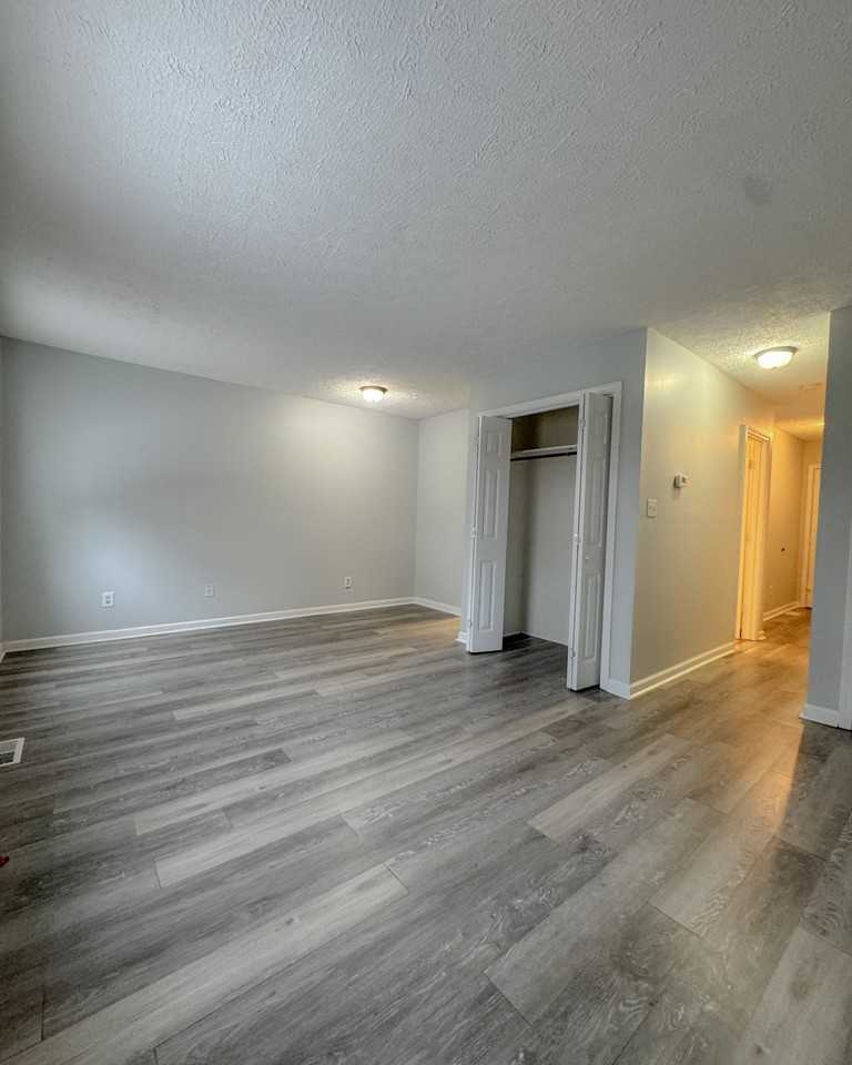 17 Weyland Drive - Photo 7 of 13