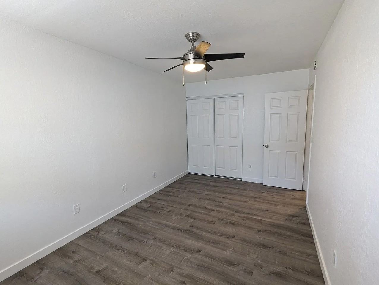 4546 60th Street - Photo 7 of 10