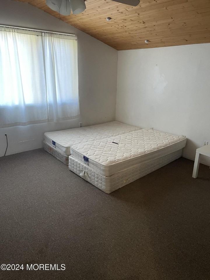 349 S Lincoln Ave - Photo 6 of 19