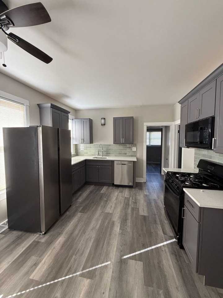 17842 Park Ave - Photo 6 of 11