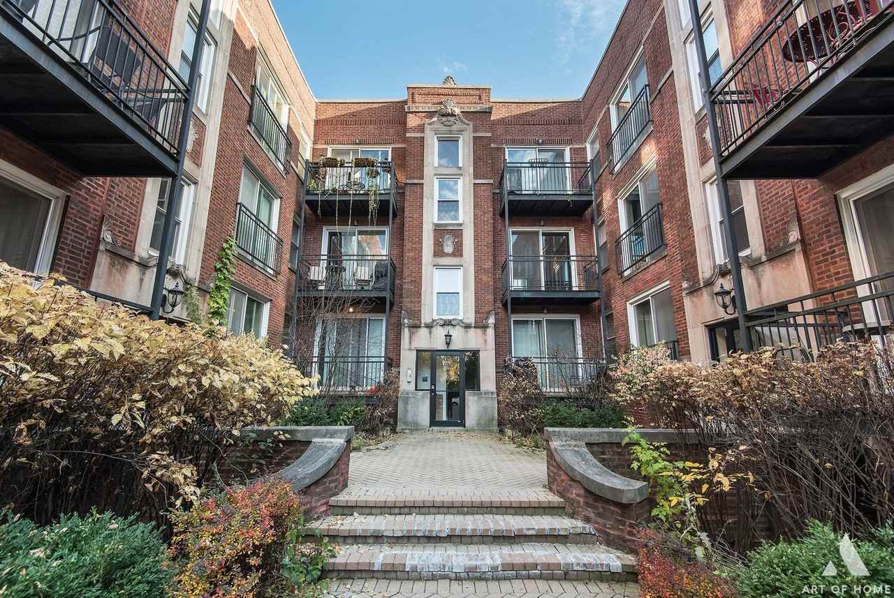 3707 North Kenneth Avenue #215