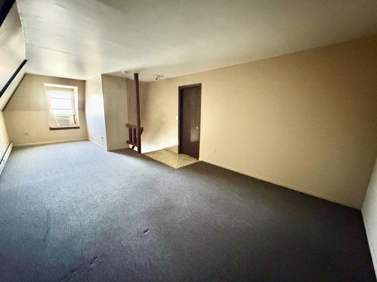 1105 Morton Ave #3 - Photo 7 of 8