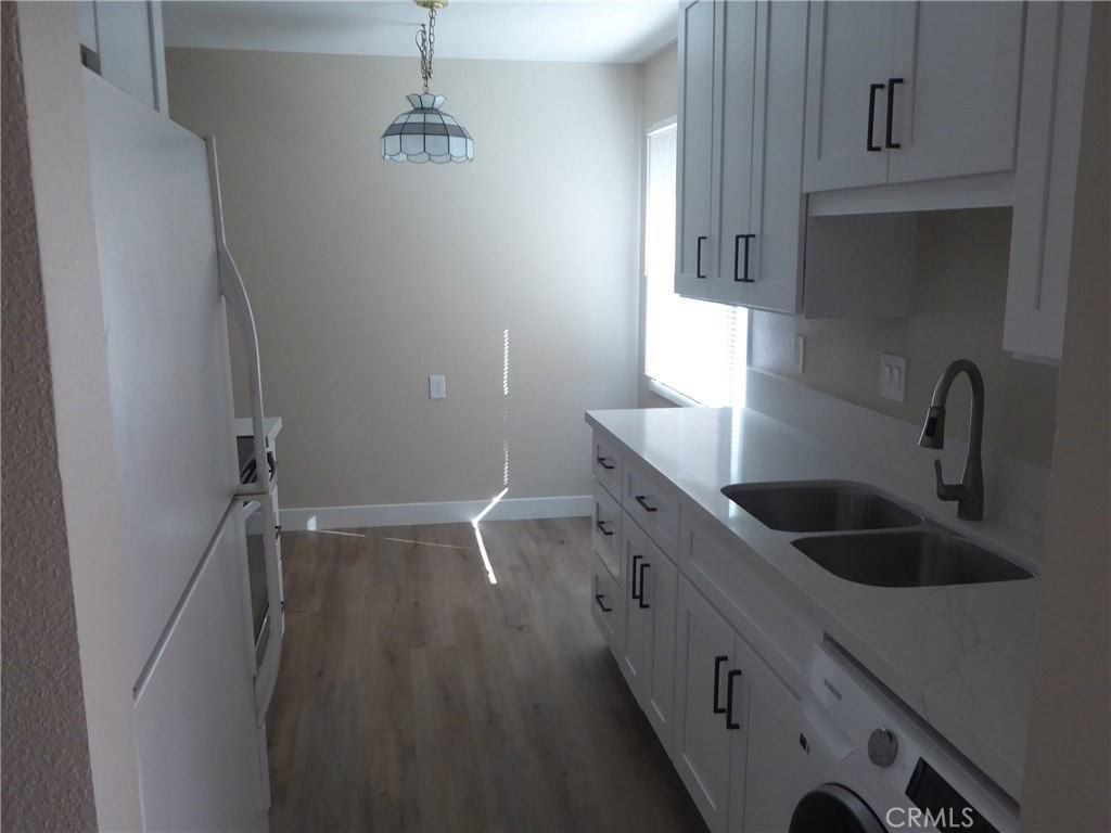 6641 Harley St - Photo 2 of 12