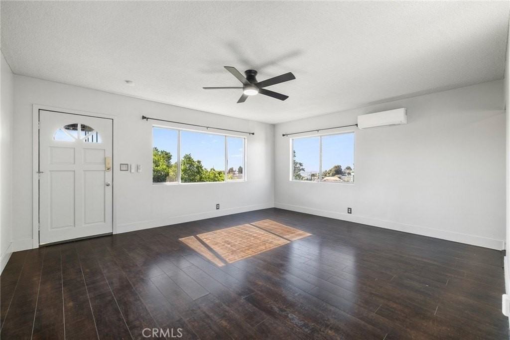 3732 Dwiggins Street - Photo 5 of 23