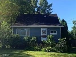 featured image of 1015 Moneta Ave