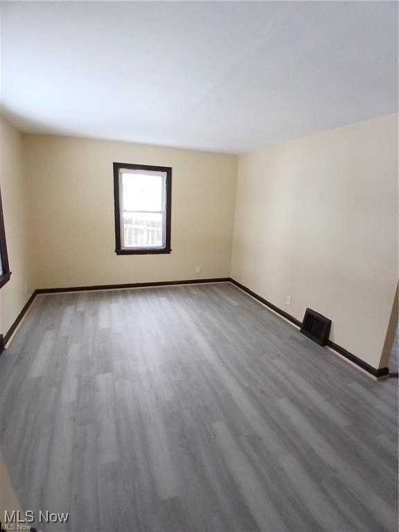 75 S Schenley Ave - Photo 4 of 19