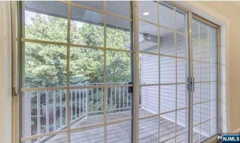 353 Cottonwood Way - Photo 6 of 16