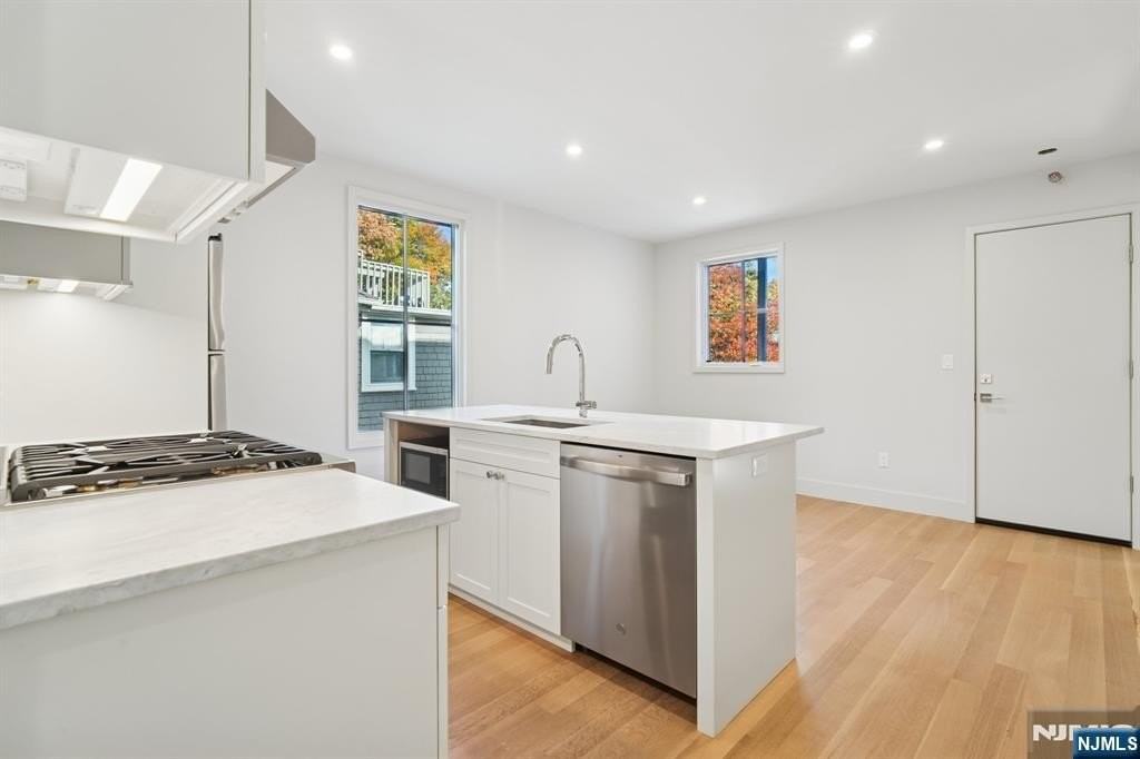 75 Midland Ave - Photo 6 of 26