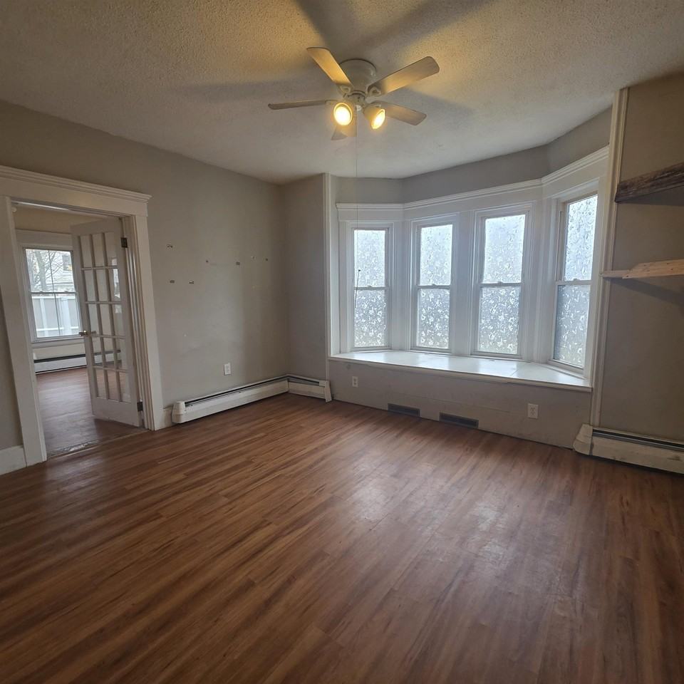 104 Summer St #1 - Photo 6 of 8