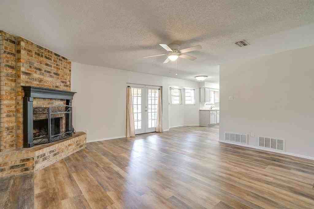 1213 S Rusk St - Photo 6 of 24