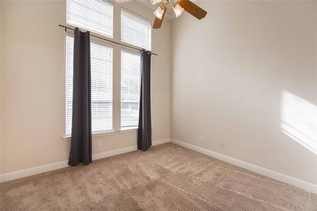 2009 Briarbrook Ln - Photo 2 of 40