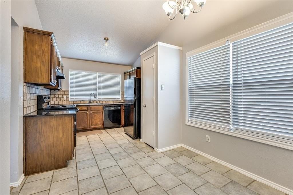 3820 River Birch Rd - Photo 6 of 22