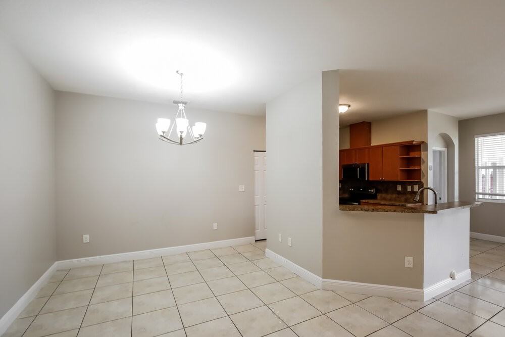 17321 Sw 93rd Ave - Photo 6 of 16