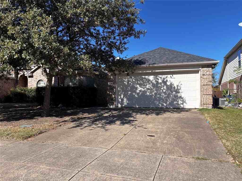 9704 Mystic Dunes Dr - Photo 2 of 17