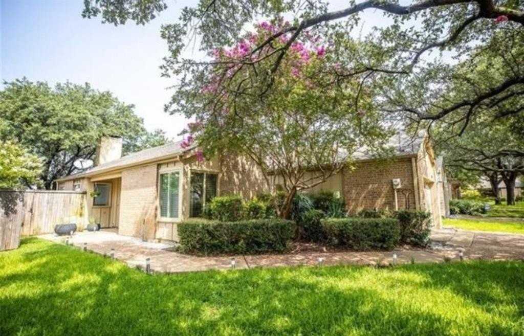 4115 Rosser Sq - Photo 2 of 21