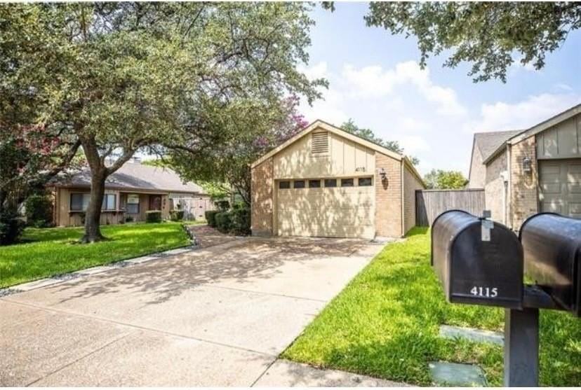 4115 Rosser Sq - Photo 3 of 21