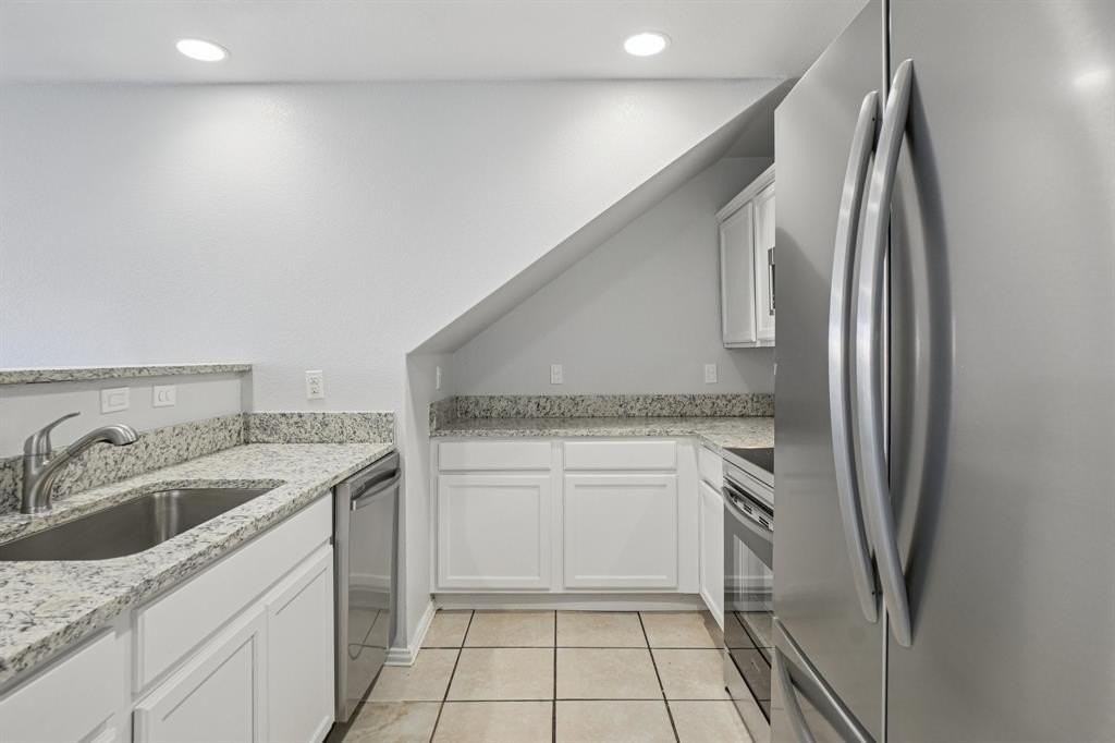 4021 Preferred Pl - Photo 7 of 25