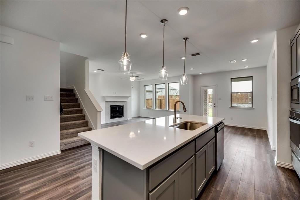 2209 Grassland Ave - Photo 6 of 20