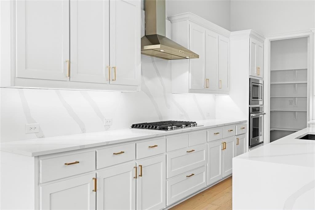 4405 Rosedale St - Photo 7 of 40