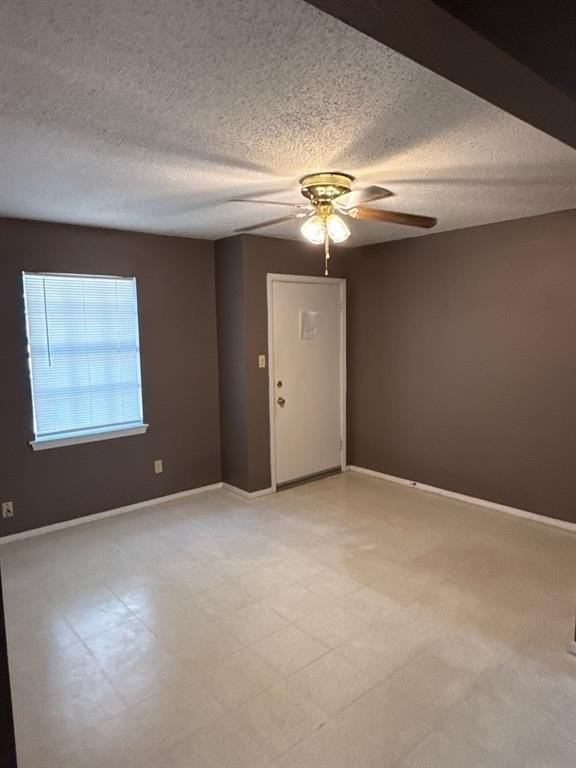 1600 West Ln #10 - Photo 4 of 16