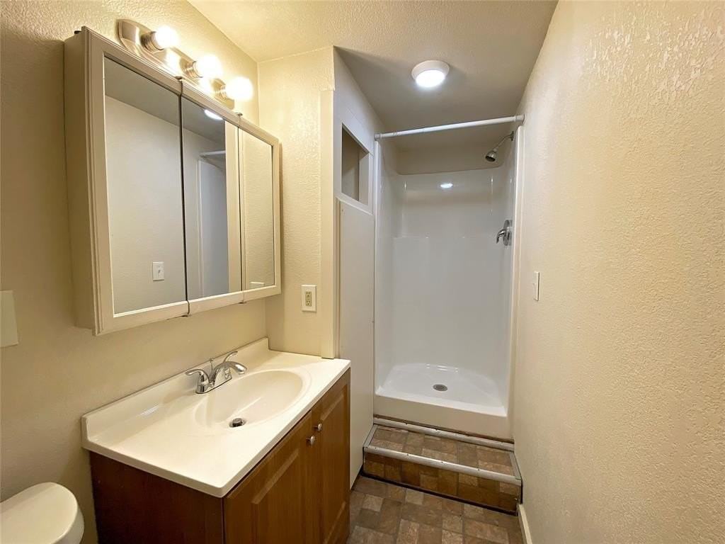 10606 County Road 1020 - Photo 5 of 10