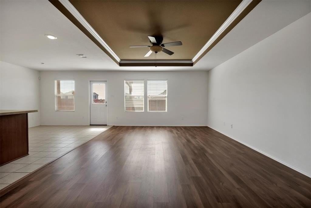 14701 Southview Trl - Photo 4 of 26