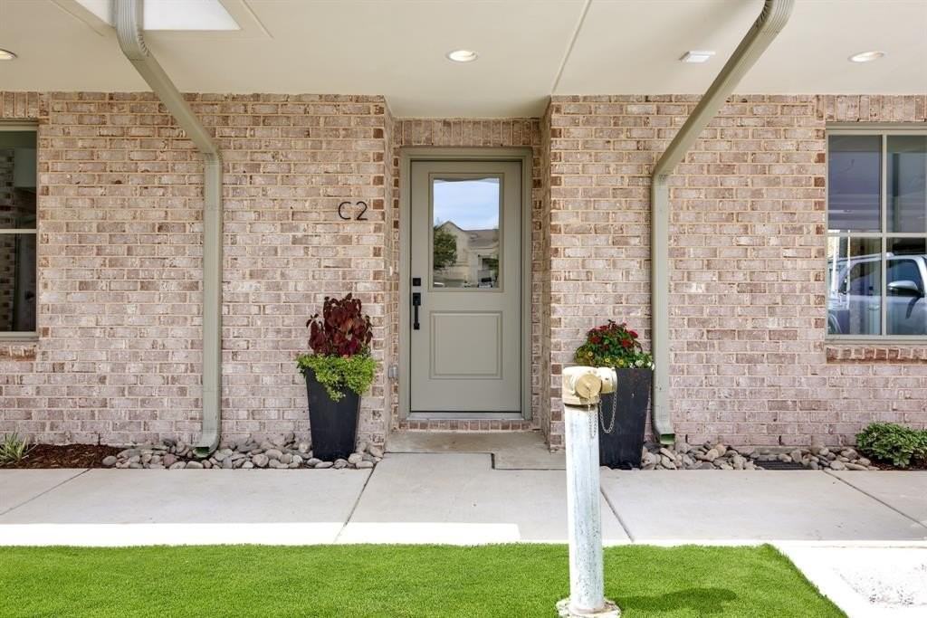 4116 University Blvd #C5 - Photo 3 of 36