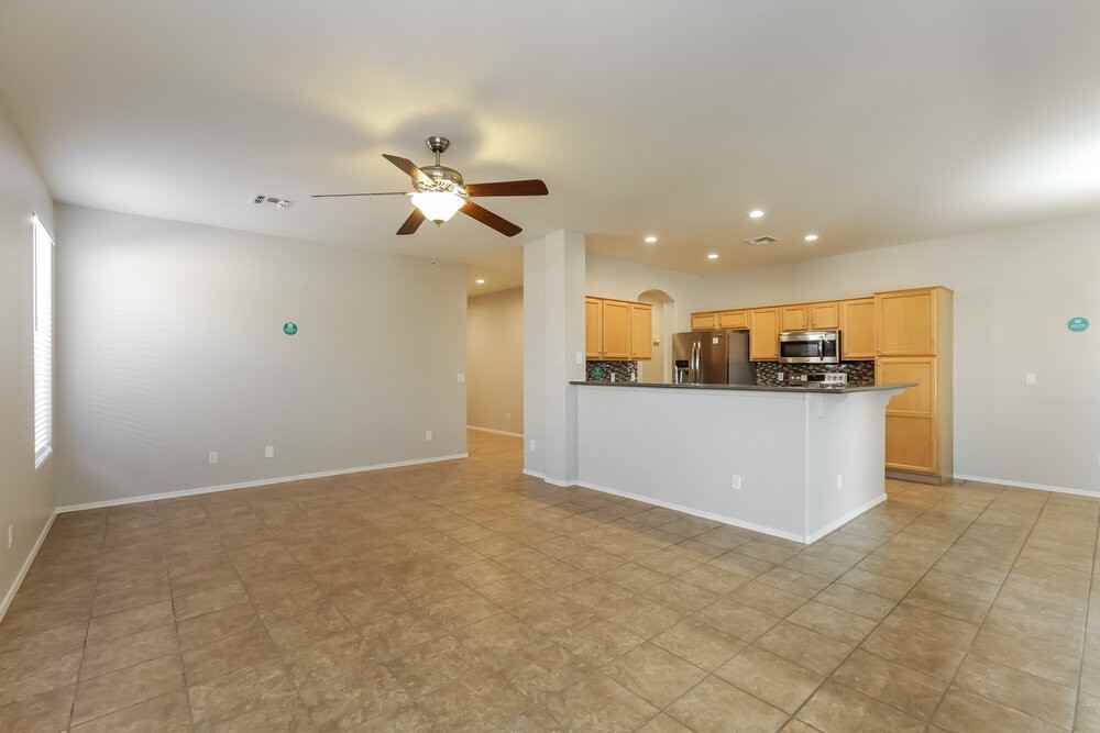 3322 N 126th Dr - Photo 3 of 16