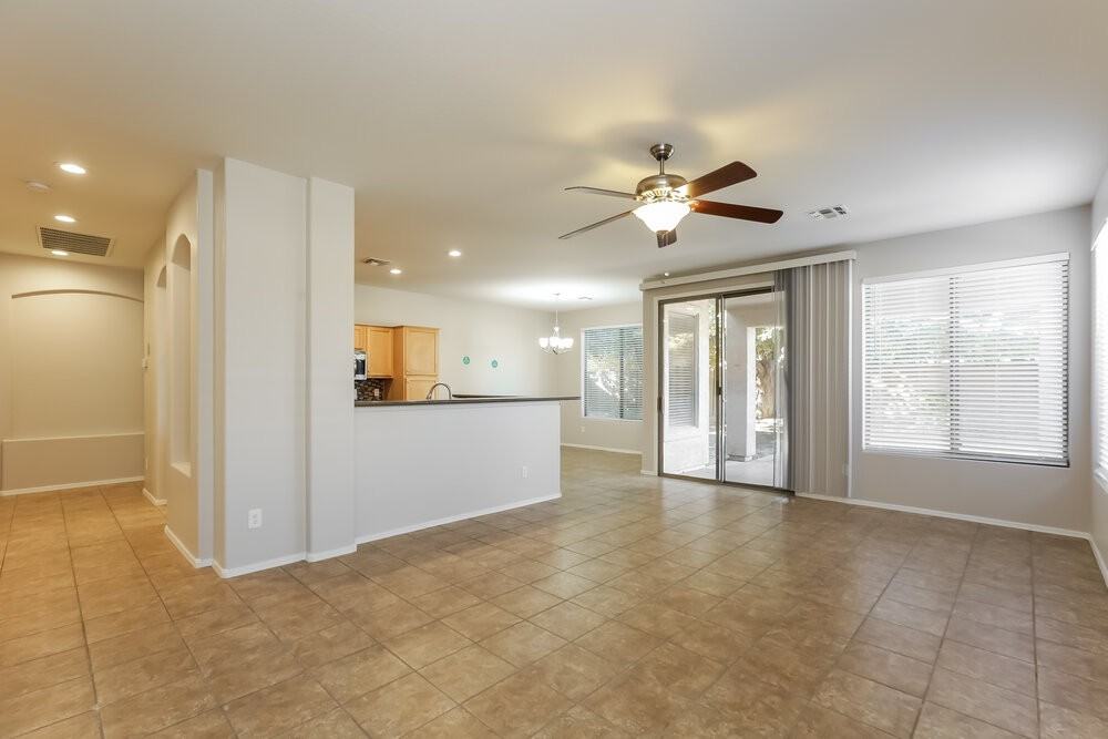 3322 N 126th Dr - Photo 4 of 16