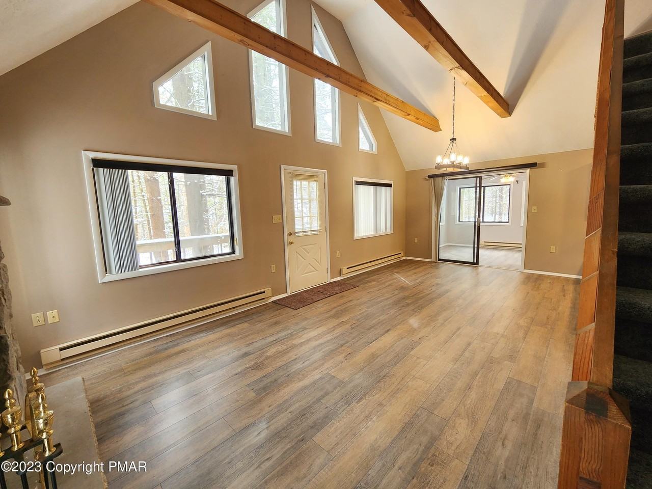 17 Joseph Ln - Photo 7 of 27