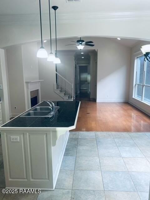 108 Laguna Ln - Photo 5 of 16