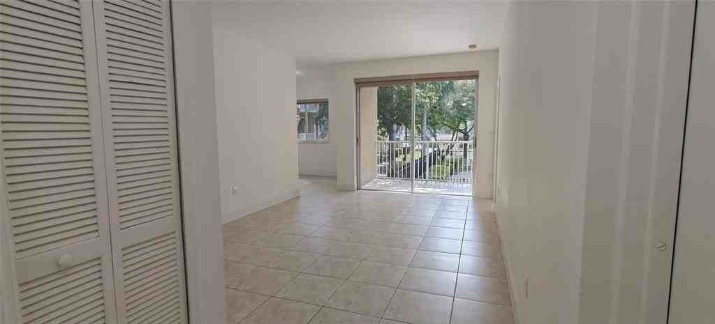 7085 Nova Dr #224 - Photo 5 of 29