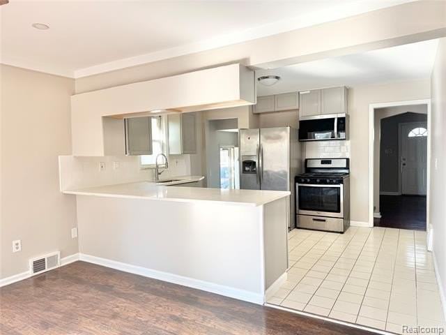 24919 Calvin St - Photo 5 of 18