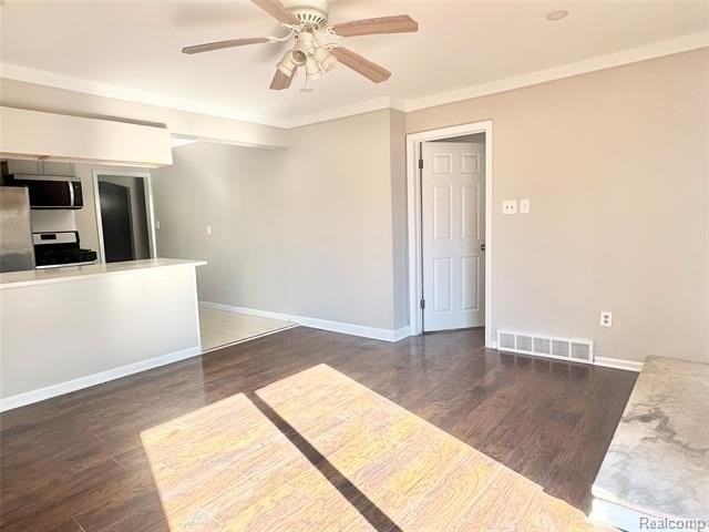 24919 Calvin St - Photo 7 of 18