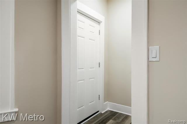 1623 Gladstone St - Photo 2 of 28