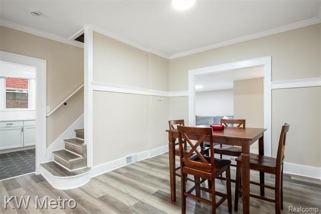 1623 Gladstone St - Photo 7 of 28